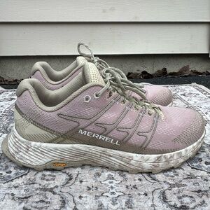 Merrell Womens Moab Flight Trail Running Shoe Rose Size 9